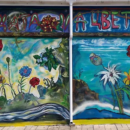 House Of Flowers Ahtopol
